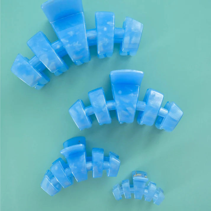 TELETIES Classic Blue Lagoon large hair clip, stylish and durable hair accessory for securing hair comfortably.