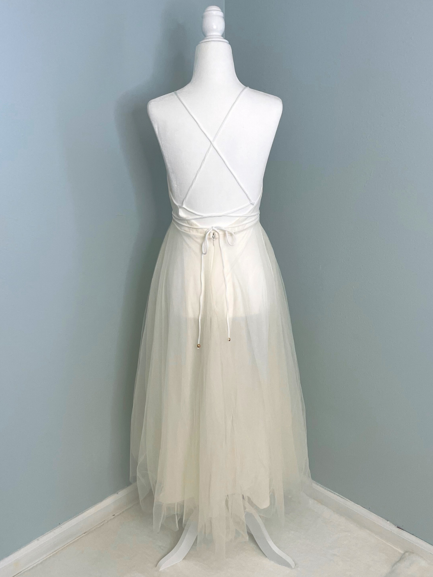 Deep V Neck Midi Tulle Dress
