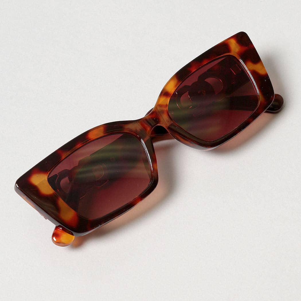 Bold Cat Eye Sunnies