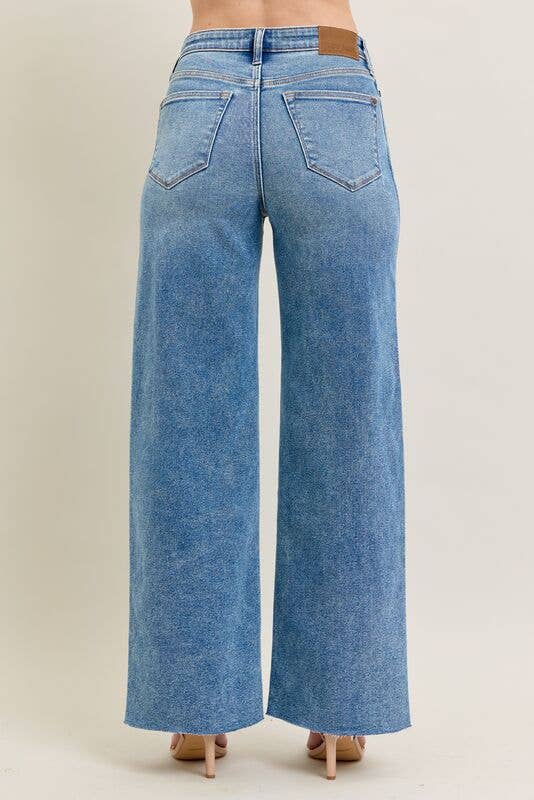 Medium Vintage Wash Judy Blue