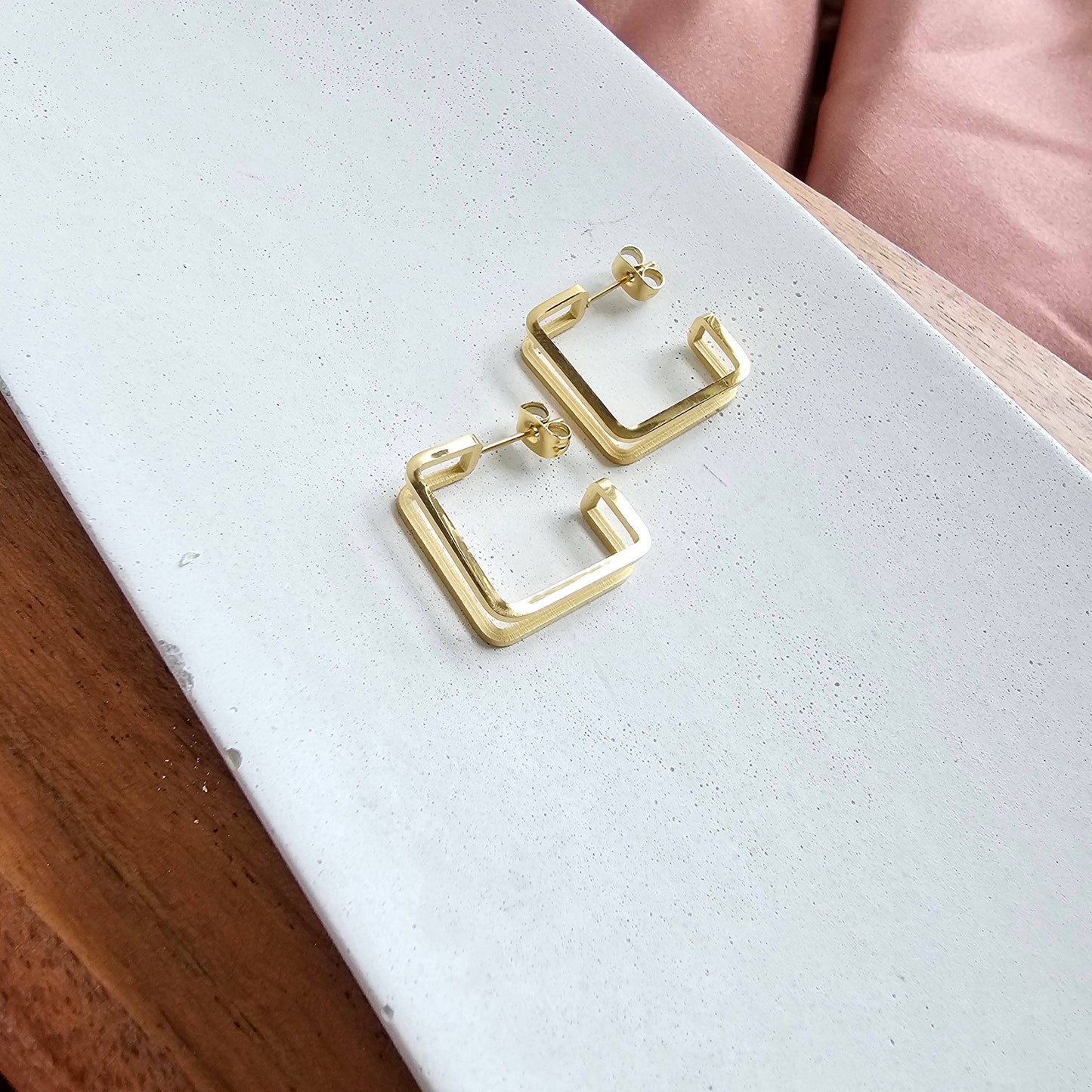 Gold Kamora Hoops