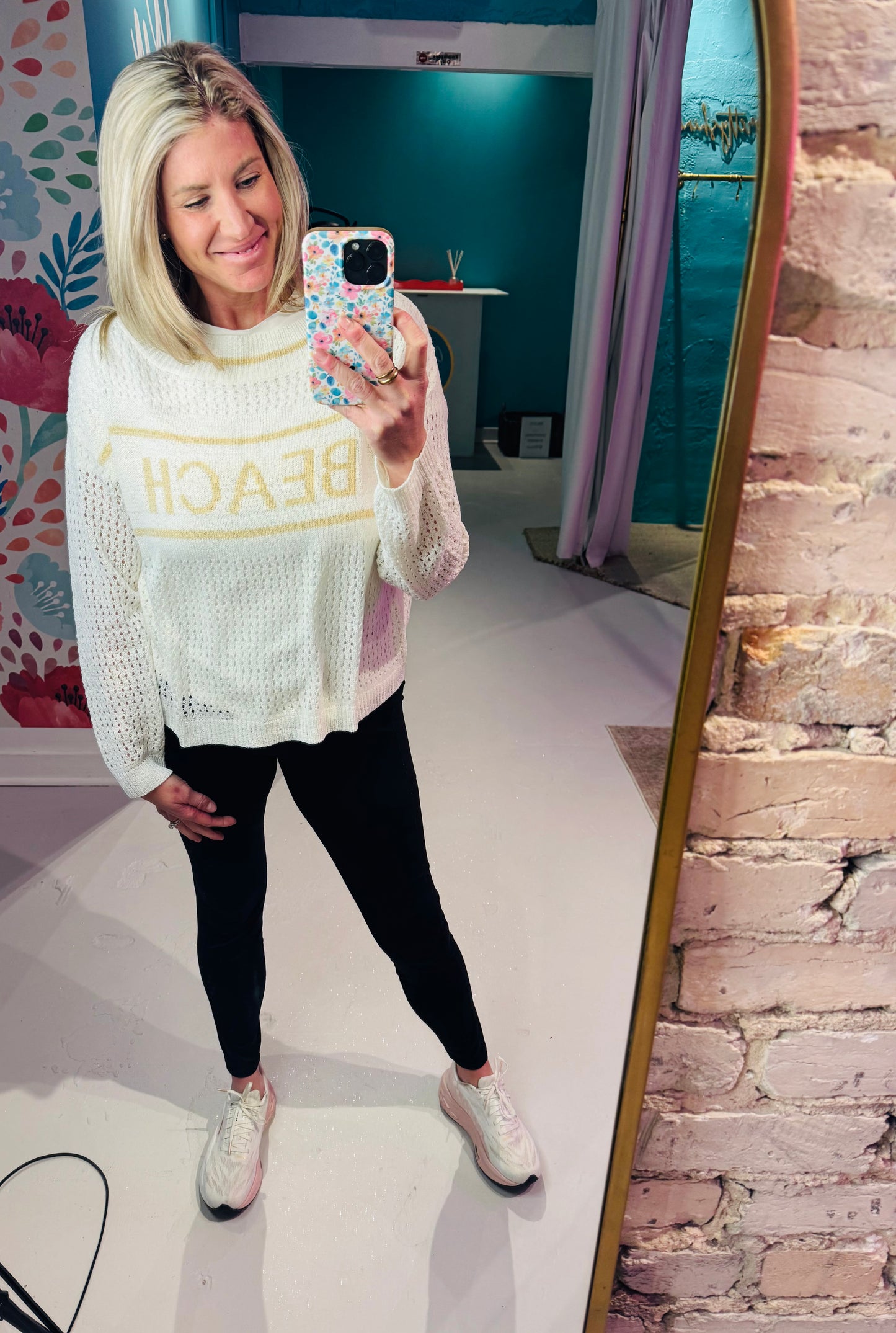 BEACH Crochet Pullover