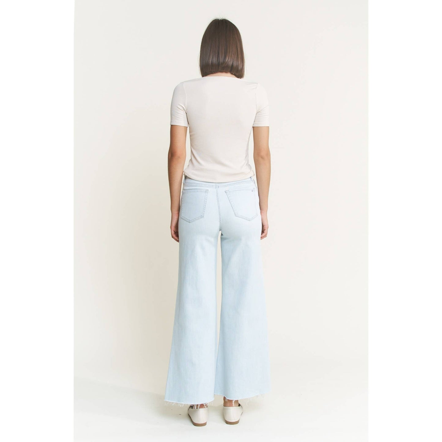 Light Wash Wide Leg Jeans - MICA