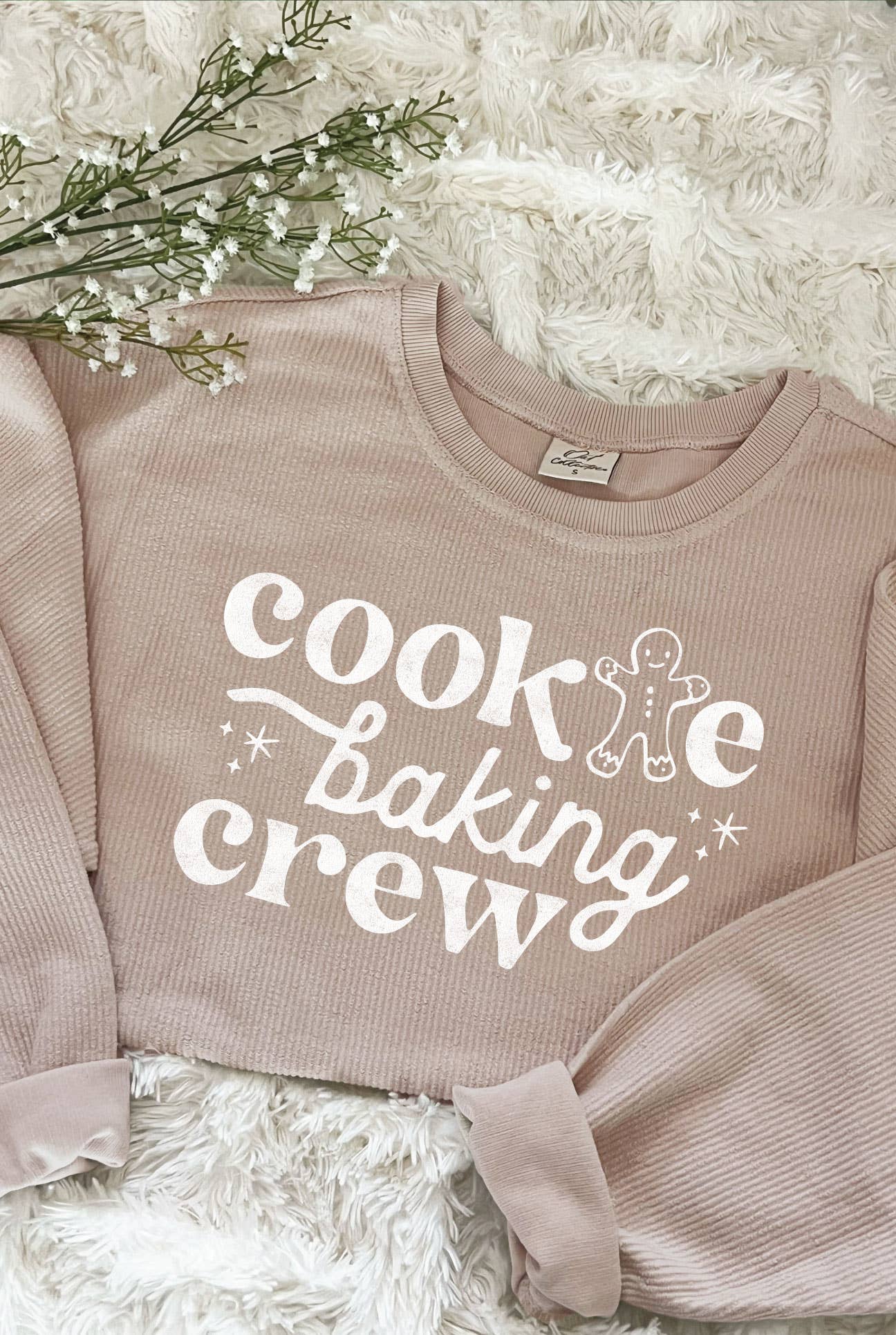 Cookie Baking Crew Cropped Pullover