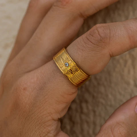 Stella Ring