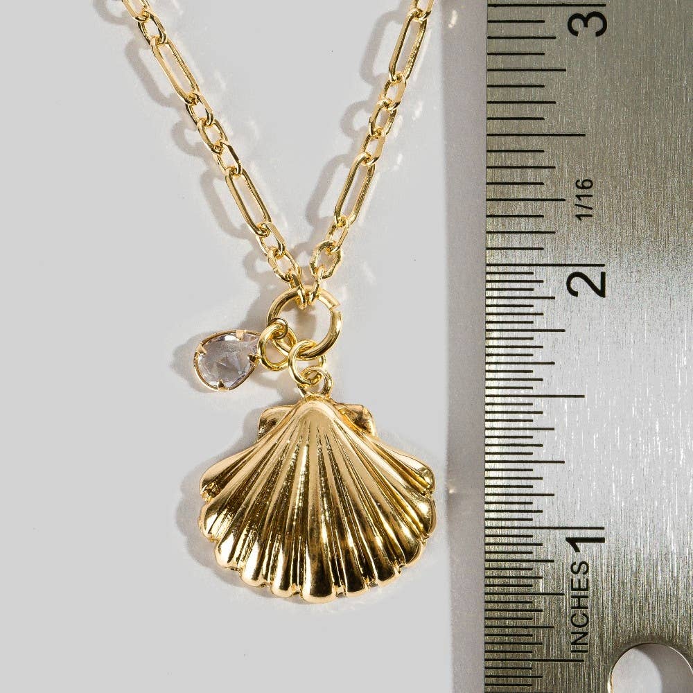 Seashell Pendant Necklace