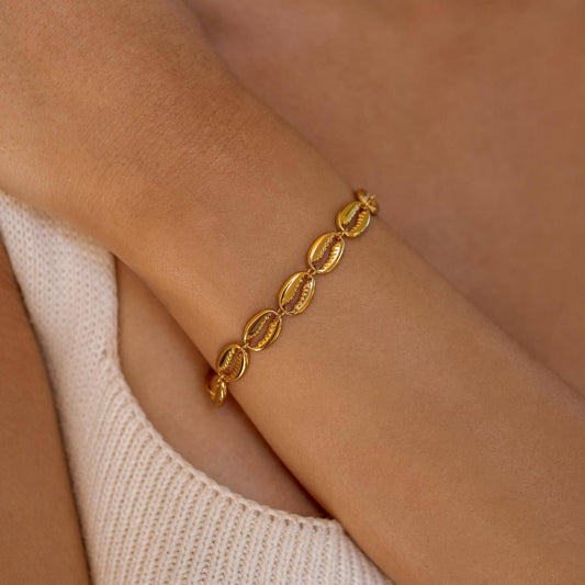 Puka Shell Bracelet- ALCO