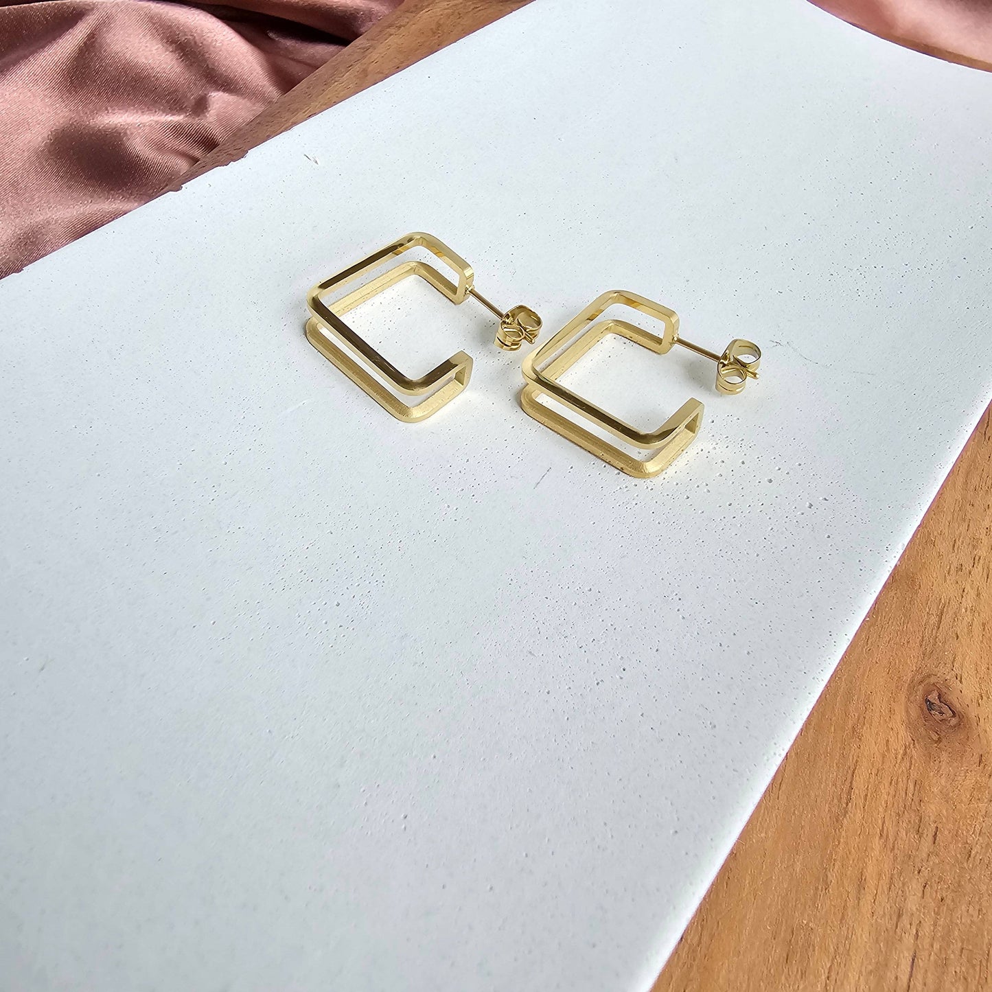 Gold Kamora Hoops